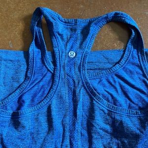 Lululemon Swiftly Tech Racerback 4 NWOT Blue